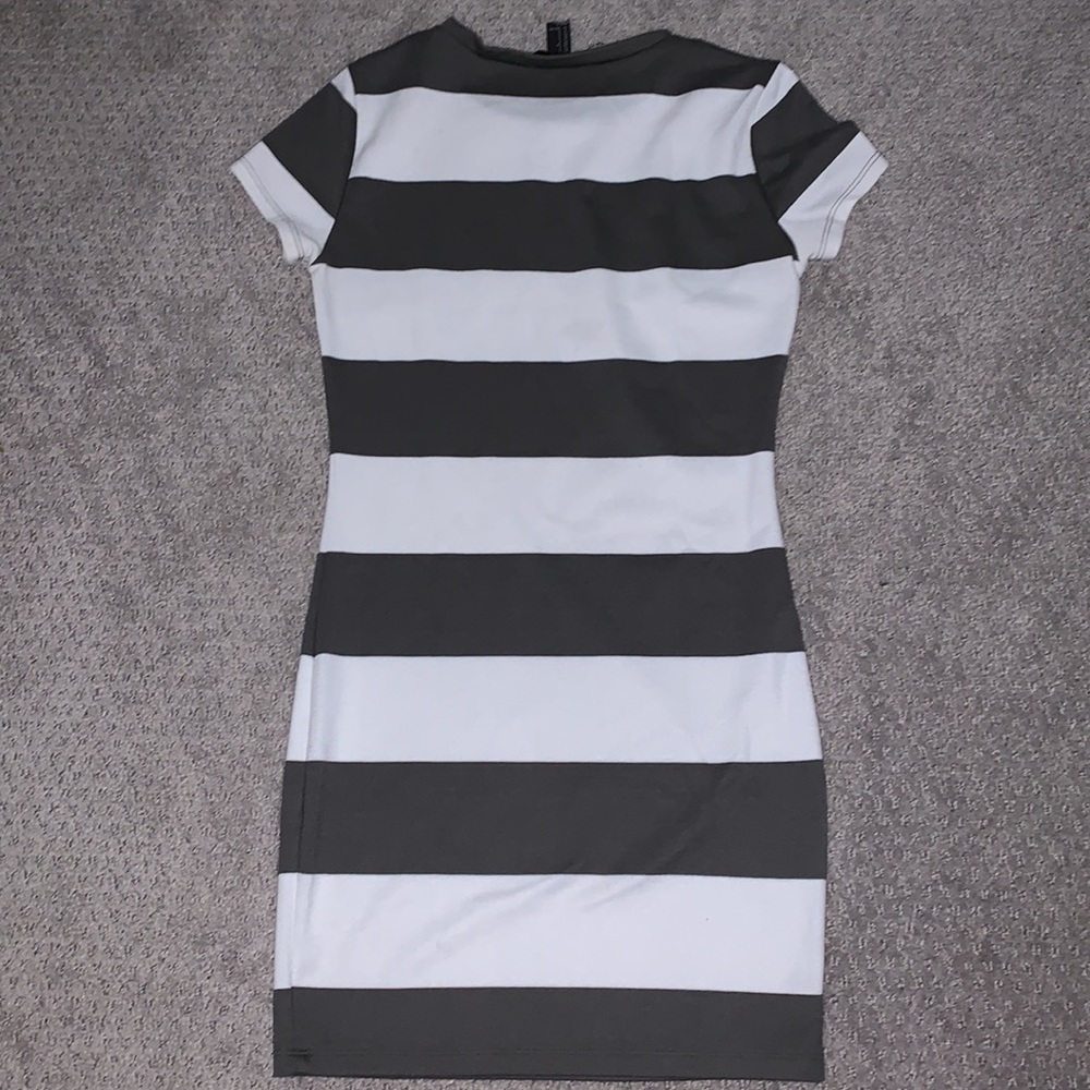 Forever 21 Striped Bodycon Dress - Picture 2 of 3